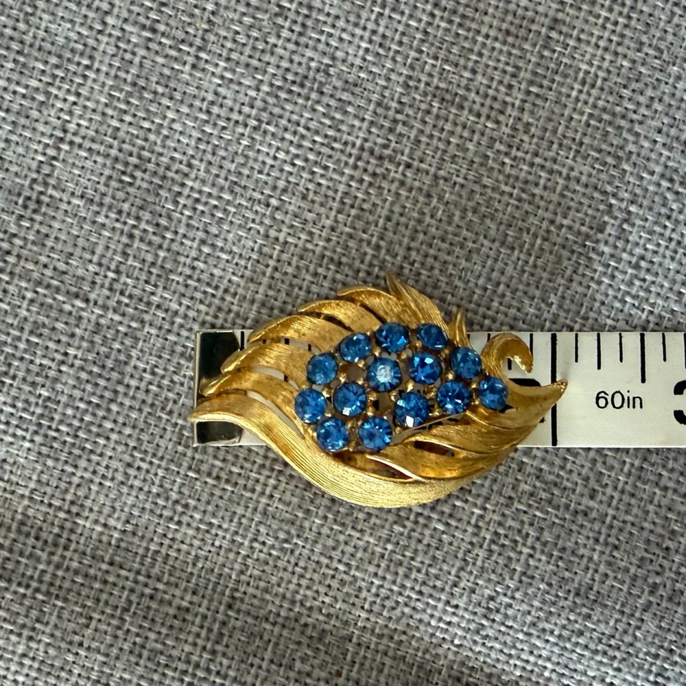 Elegant Gold and Blue Jewelry Set